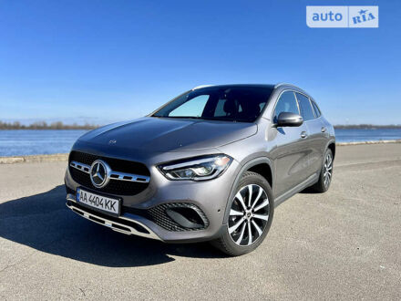 Мерседес ГЛА-Класс 2020 в Киеве на Automoto.ua Серый Мерседес ГЛА-Класс, объемом двигателя 2 л и пробегом 99 тыс. км за 32500 $, фото 1 на Automoto.ua