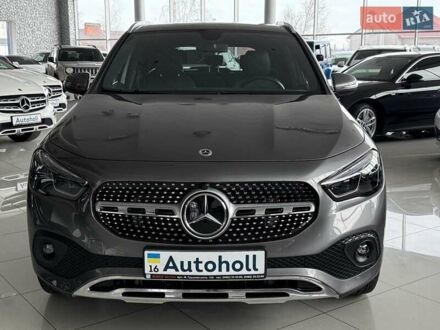 Серый Мерседес ГЛА-Класс, объемом двигателя 1.99 л и пробегом 44 тыс. км за 39900 $, фото 1 на Automoto.ua