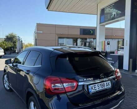 Синій Мерседес ГЛА-Клас, об'ємом двигуна 2 л та пробігом 140 тис. км за 19500 $, фото 5 на Automoto.ua