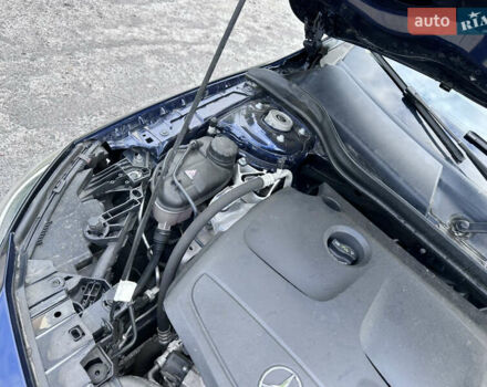 Синий Мерседес ГЛА-Класс, объемом двигателя 1.99 л и пробегом 109 тыс. км за 16000 $, фото 33 на Automoto.ua