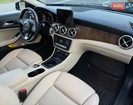 Синий Мерседес ГЛА-Класс, объемом двигателя 1.99 л и пробегом 155 тыс. км за 18500 $, фото 11 на Automoto.ua