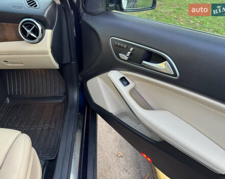 Синий Мерседес ГЛА-Класс, объемом двигателя 1.99 л и пробегом 155 тыс. км за 18500 $, фото 12 на Automoto.ua