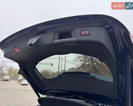 Синий Мерседес ГЛА-Класс, объемом двигателя 1.99 л и пробегом 154 тыс. км за 18800 $, фото 7 на Automoto.ua