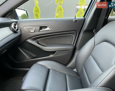 Мерседес ГЛА-Класс 2019 в Львове на Automoto.ua Синий Мерседес ГЛА-Класс, объемом двигателя 1.99 л и пробегом 67 тыс. км за 24900 $, фото 31 на Automoto.ua