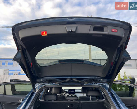 Мерседес ГЛА-Класс 2019 в Львове на Automoto.ua Синий Мерседес ГЛА-Класс, объемом двигателя 1.99 л и пробегом 67 тыс. км за 24900 $, фото 11 на Automoto.ua