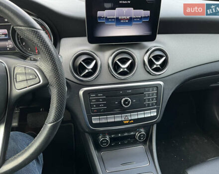 Мерседес ГЛА-Класс 2019 в Львове на Automoto.ua Синий Мерседес ГЛА-Класс, объемом двигателя 1.99 л и пробегом 67 тыс. км за 24900 $, фото 33 на Automoto.ua