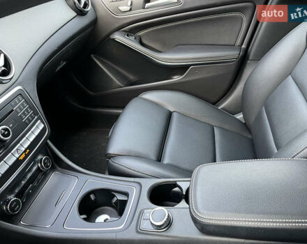 Мерседес ГЛА-Класс 2019 в Львове на Automoto.ua Синий Мерседес ГЛА-Класс, объемом двигателя 1.99 л и пробегом 67 тыс. км за 24900 $, фото 32 на Automoto.ua