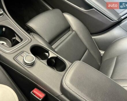 Мерседес ГЛА-Клас 2019 у Одесі на Automoto.ua Синій Мерседес ГЛА-Клас, об'ємом двигуна 2 л та пробігом 93 тис. км за 22800 $, фото 19 на Automoto.ua