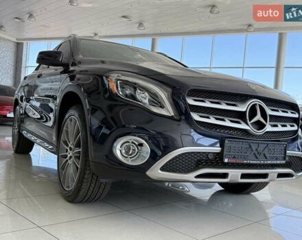 Синий Мерседес ГЛА-Класс, объемом двигателя 2 л и пробегом 93 тыс. км за 22800 $, фото 1 на Automoto.ua