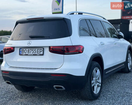 Белый Мерседес GLB-Class, объемом двигателя 1.99 л и пробегом 21 тыс. км за 28999 $, фото 7 на Automoto.ua