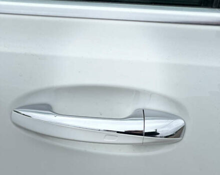 Белый Мерседес GLB-Class, объемом двигателя 1.99 л и пробегом 44 тыс. км за 34500 $, фото 9 на Automoto.ua