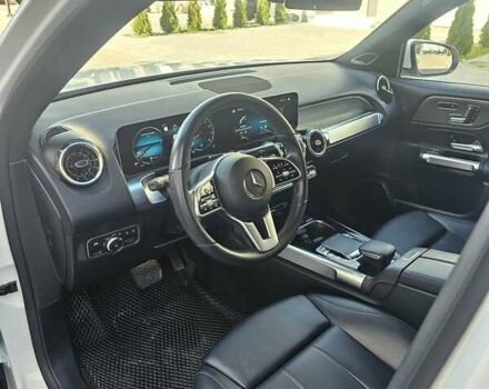 Белый Мерседес GLB-Class, объемом двигателя 1.99 л и пробегом 71 тыс. км за 29500 $, фото 8 на Automoto.ua