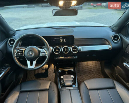 Белый Мерседес GLB-Class, объемом двигателя 1.99 л и пробегом 21 тыс. км за 28999 $, фото 35 на Automoto.ua