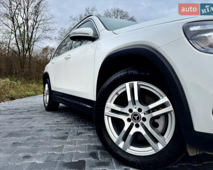 Білий Мерседес GLB-Class, об'ємом двигуна 1.99 л та пробігом 21 тис. км за 28999 $, фото 10 на Automoto.ua