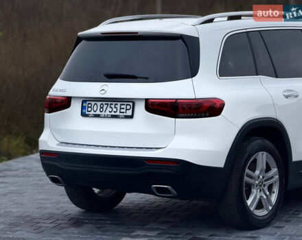 Білий Мерседес GLB-Class, об'ємом двигуна 1.99 л та пробігом 21 тис. км за 28999 $, фото 24 на Automoto.ua