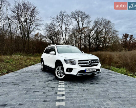 Білий Мерседес GLB-Class, об'ємом двигуна 1.99 л та пробігом 21 тис. км за 28999 $, фото 9 на Automoto.ua