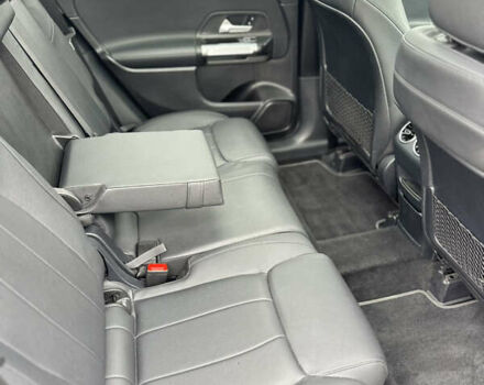 Белый Мерседес GLB-Class, объемом двигателя 1.99 л и пробегом 44 тыс. км за 34500 $, фото 24 на Automoto.ua