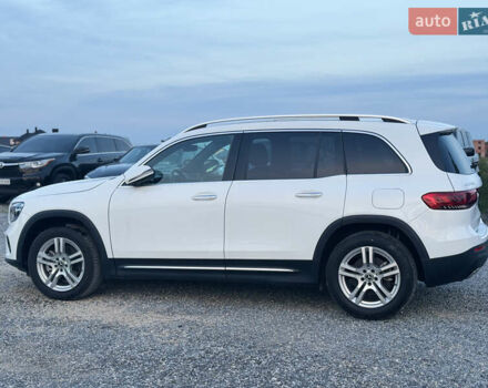 Белый Мерседес GLB-Class, объемом двигателя 1.99 л и пробегом 21 тыс. км за 28999 $, фото 12 на Automoto.ua