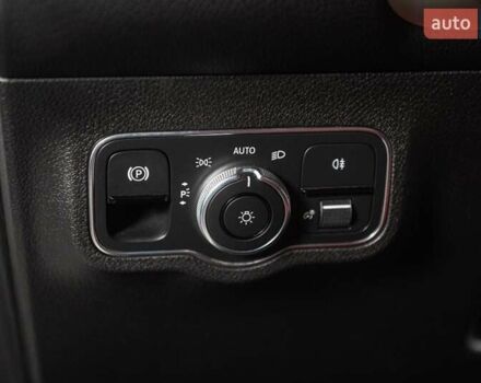 Білий Мерседес GLB-Class, об'ємом двигуна 1.99 л та пробігом 59 тис. км за 29900 $, фото 43 на Automoto.ua