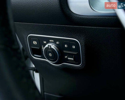 Білий Мерседес GLB-Class, об'ємом двигуна 1.99 л та пробігом 21 тис. км за 28999 $, фото 53 на Automoto.ua