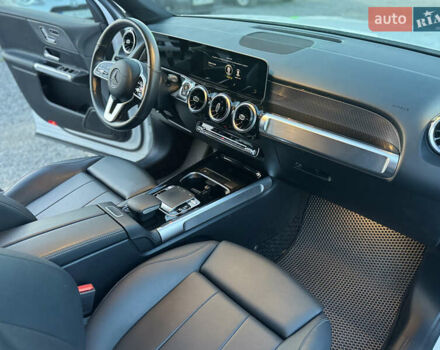 Белый Мерседес GLB-Class, объемом двигателя 1.99 л и пробегом 21 тыс. км за 28999 $, фото 31 на Automoto.ua