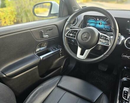 Белый Мерседес GLB-Class, объемом двигателя 1.99 л и пробегом 71 тыс. км за 29500 $, фото 10 на Automoto.ua