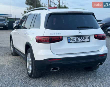 Белый Мерседес GLB-Class, объемом двигателя 1.99 л и пробегом 21 тыс. км за 28999 $, фото 9 на Automoto.ua