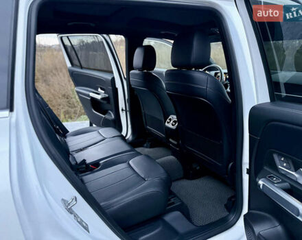 Білий Мерседес GLB-Class, об'ємом двигуна 1.99 л та пробігом 21 тис. км за 28999 $, фото 64 на Automoto.ua