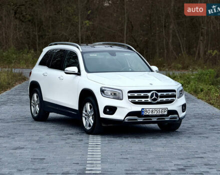 Білий Мерседес GLB-Class, об'ємом двигуна 1.99 л та пробігом 21 тис. км за 28999 $, фото 1 на Automoto.ua