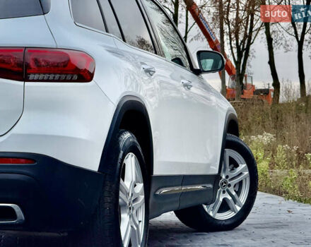 Білий Мерседес GLB-Class, об'ємом двигуна 1.99 л та пробігом 21 тис. км за 28999 $, фото 28 на Automoto.ua