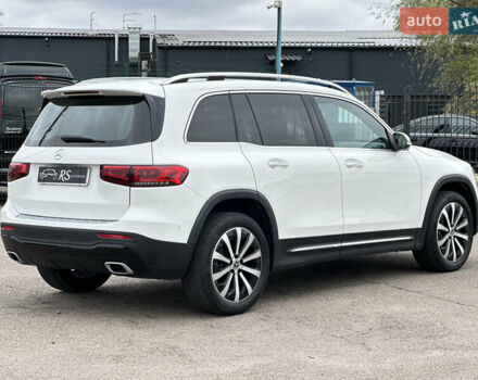 Белый Мерседес GLB-Class, объемом двигателя 1.99 л и пробегом 44 тыс. км за 34500 $, фото 6 на Automoto.ua