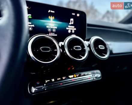 Білий Мерседес GLB-Class, об'ємом двигуна 1.99 л та пробігом 21 тис. км за 28999 $, фото 56 на Automoto.ua