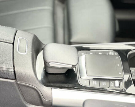 Белый Мерседес GLB-Class, объемом двигателя 1.99 л и пробегом 44 тыс. км за 34500 $, фото 31 на Automoto.ua