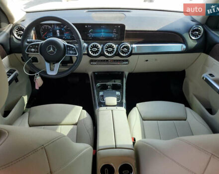 Білий Мерседес GLB-Class, об'ємом двигуна 2 л та пробігом 63 тис. км за 24000 $, фото 7 на Automoto.ua