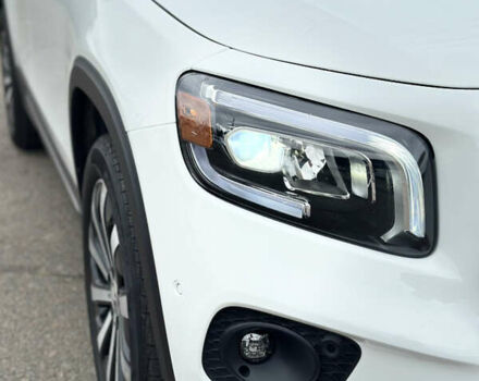 Белый Мерседес GLB-Class, объемом двигателя 1.99 л и пробегом 44 тыс. км за 34500 $, фото 13 на Automoto.ua