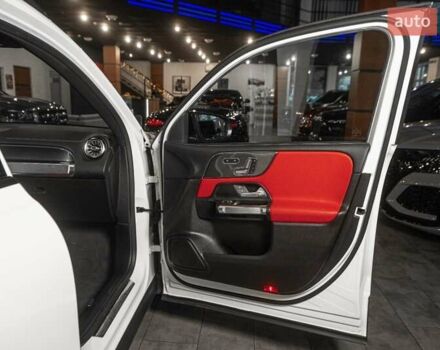 Білий Мерседес GLB-Class, об'ємом двигуна 1.99 л та пробігом 59 тис. км за 29900 $, фото 10 на Automoto.ua