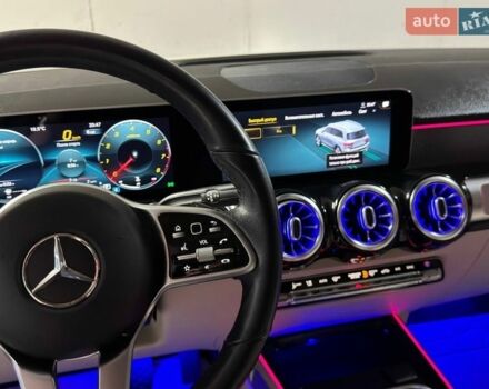 Белый Мерседес GLB-Class, объемом двигателя 1.99 л и пробегом 55 тыс. км за 33000 $, фото 31 на Automoto.ua