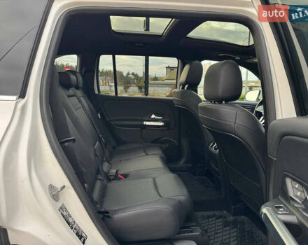 Белый Мерседес GLB-Class, объемом двигателя 2 л и пробегом 84 тыс. км за 30900 $, фото 25 на Automoto.ua