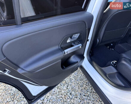 Мерседес GLB-Class 2021 в Ивано-Франковске на Automoto.ua Белый Мерседес GLB-Class, объемом двигателя 2 л и пробегом 123 тыс. км за 27500 $, фото 37 на Automoto.ua