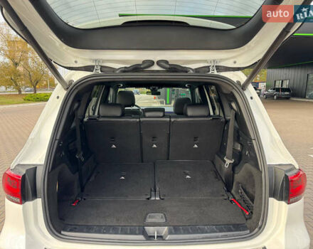 Белый Мерседес GLB-Class, объемом двигателя 2 л и пробегом 84 тыс. км за 30900 $, фото 35 на Automoto.ua