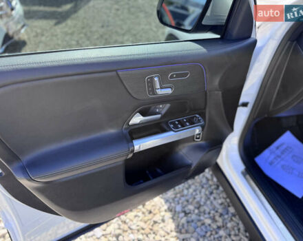 Мерседес GLB-Class 2021 в Ивано-Франковске на Automoto.ua Белый Мерседес GLB-Class, объемом двигателя 2 л и пробегом 123 тыс. км за 27500 $, фото 27 на Automoto.ua