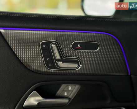 Белый Мерседес GLB-Class, объемом двигателя 2 л и пробегом 84 тыс. км за 30900 $, фото 36 на Automoto.ua