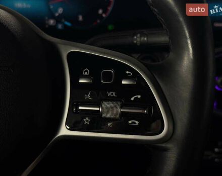 Белый Мерседес GLB-Class, объемом двигателя 2 л и пробегом 84 тыс. км за 30900 $, фото 30 на Automoto.ua