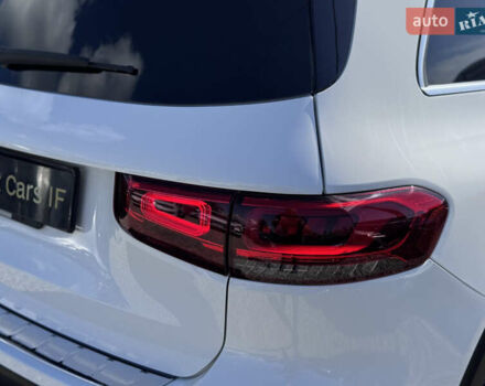 Мерседес GLB-Class 2021 в Ивано-Франковске на Automoto.ua Белый Мерседес GLB-Class, объемом двигателя 2 л и пробегом 123 тыс. км за 27500 $, фото 16 на Automoto.ua