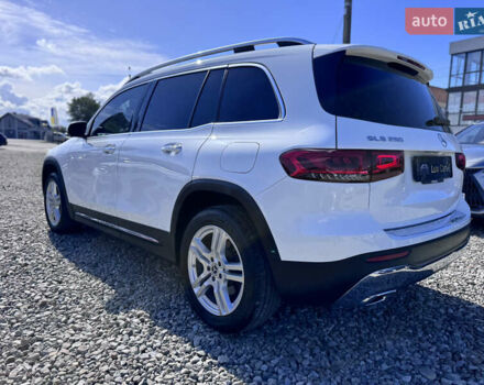 Мерседес GLB-Class 2021 в Ивано-Франковске на Automoto.ua Белый Мерседес GLB-Class, объемом двигателя 2 л и пробегом 123 тыс. км за 27500 $, фото 10 на Automoto.ua