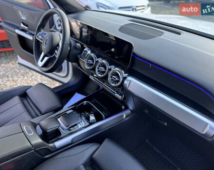 Мерседес GLB-Class 2021 в Ивано-Франковске на Automoto.ua Белый Мерседес GLB-Class, объемом двигателя 2 л и пробегом 123 тыс. км за 27500 $, фото 50 на Automoto.ua