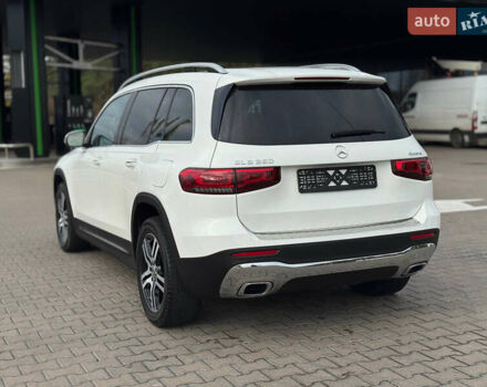 Белый Мерседес GLB-Class, объемом двигателя 2 л и пробегом 84 тыс. км за 30900 $, фото 11 на Automoto.ua