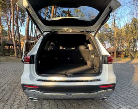 Белый Мерседес GLB-Class, объемом двигателя 1.99 л и пробегом 70 тыс. км за 29900 $, фото 28 на Automoto.ua