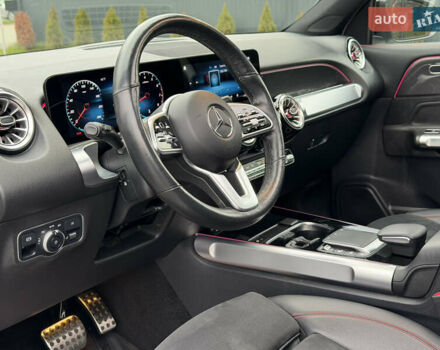 Білий Мерседес GLB-Class, об'ємом двигуна 2 л та пробігом 52 тис. км за 32000 $, фото 31 на Automoto.ua