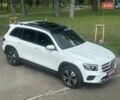 Белый Мерседес GLB-Class, объемом двигателя 1.95 л и пробегом 33 тыс. км за 37999 $, фото 1 на Automoto.ua